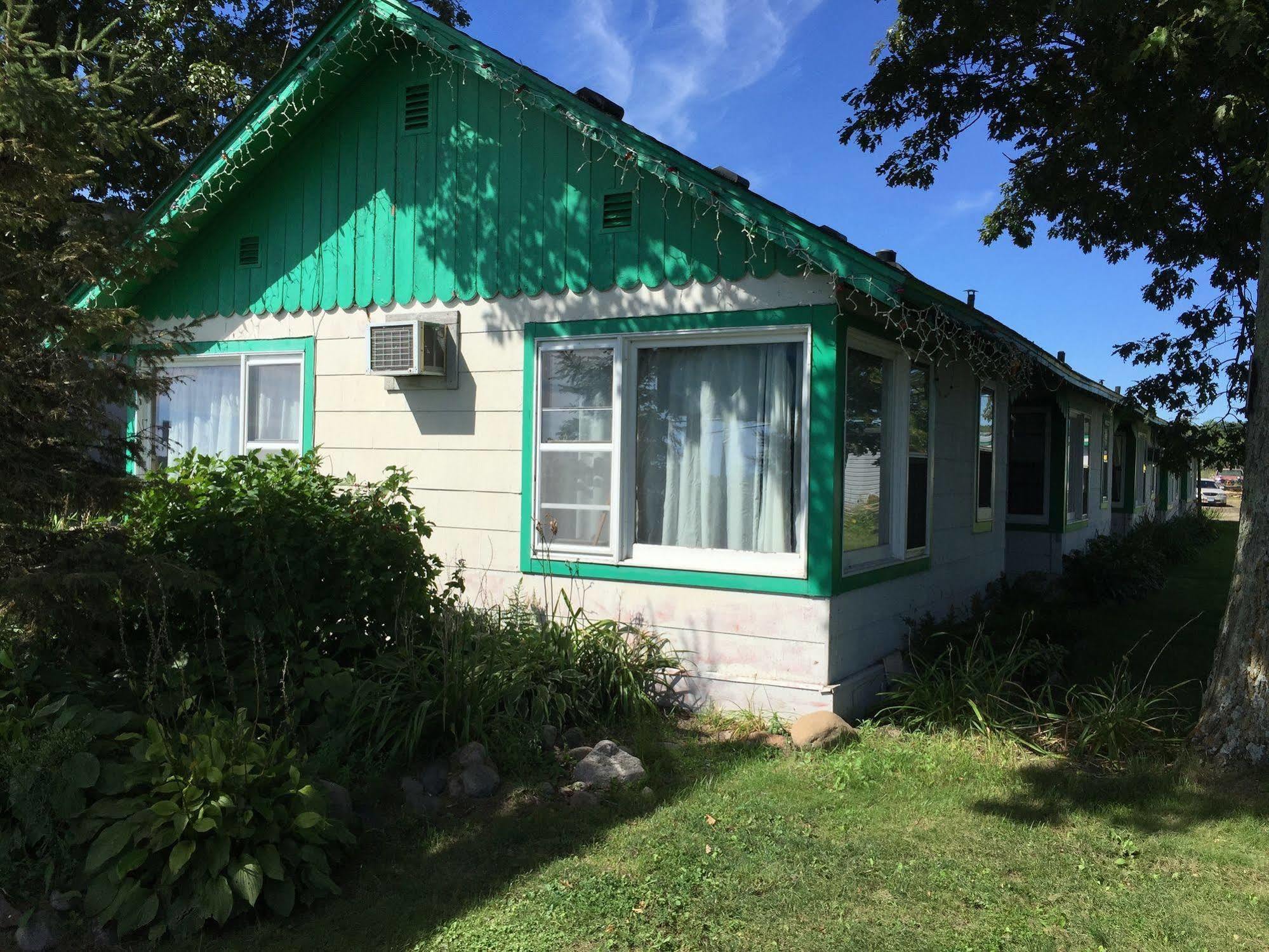 Twin Pines Resort Garrison Экстерьер фото